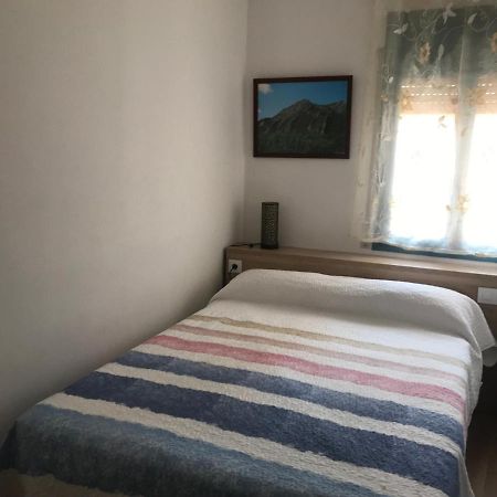 Hostal Casiano Camarasa Екстер'єр фото