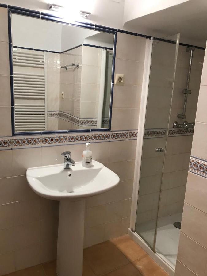 Hostal Casiano Camarasa Екстер'єр фото