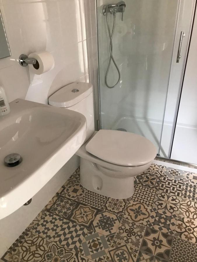 Hostal Casiano Camarasa Екстер'єр фото