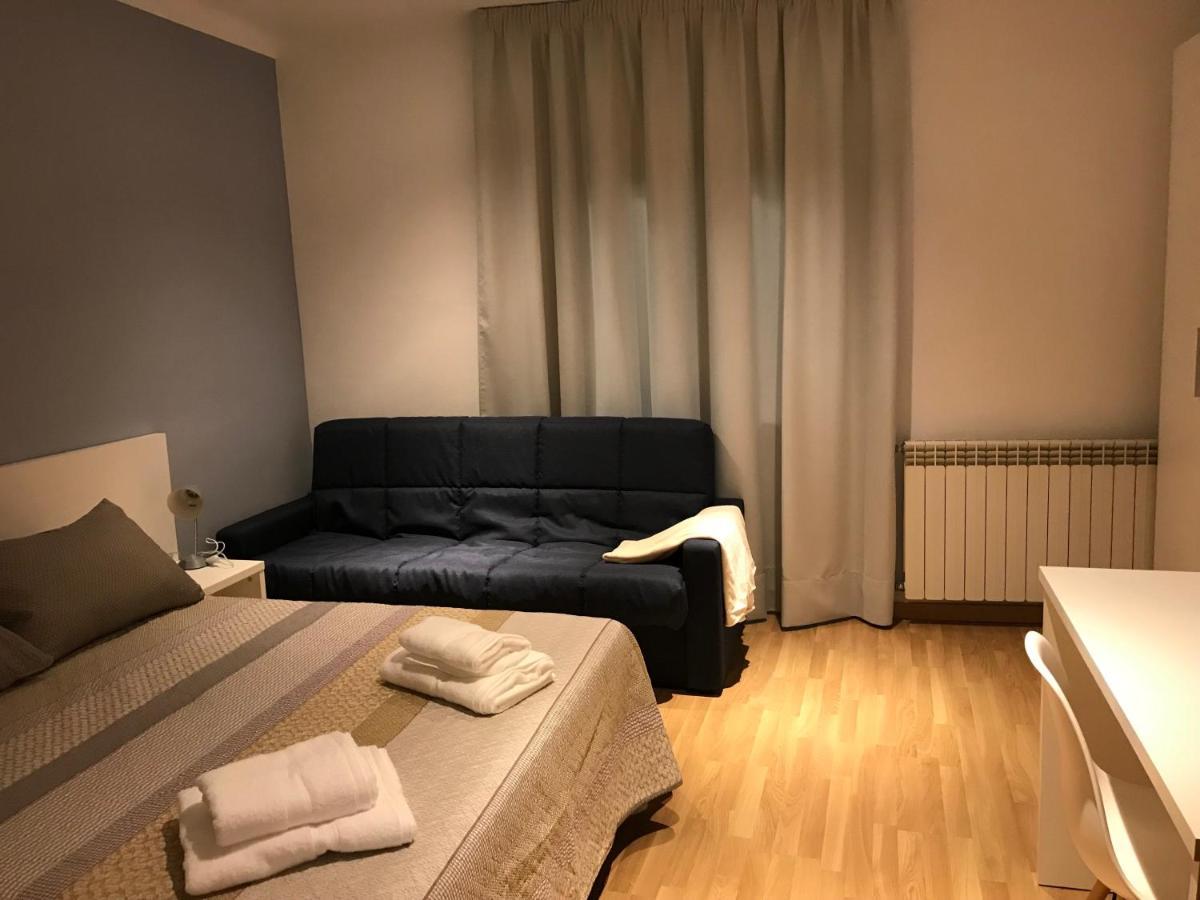 Hostal Casiano Camarasa Екстер'єр фото