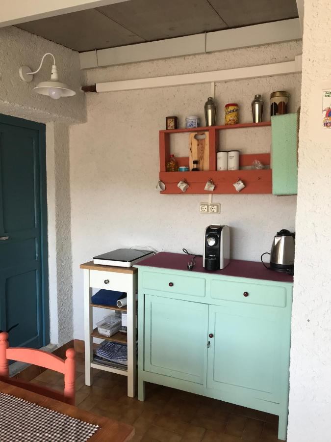 Hostal Casiano Camarasa Екстер'єр фото