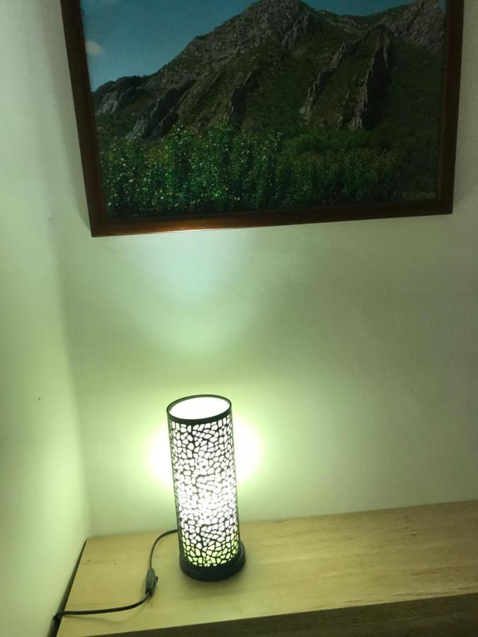 Hostal Casiano Camarasa Екстер'єр фото