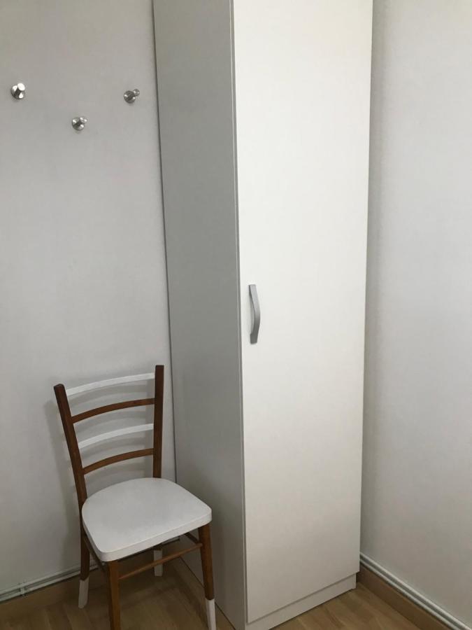 Hostal Casiano Camarasa Екстер'єр фото