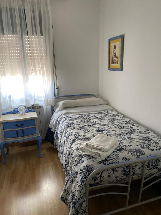 Hostal Casiano Camarasa Екстер'єр фото
